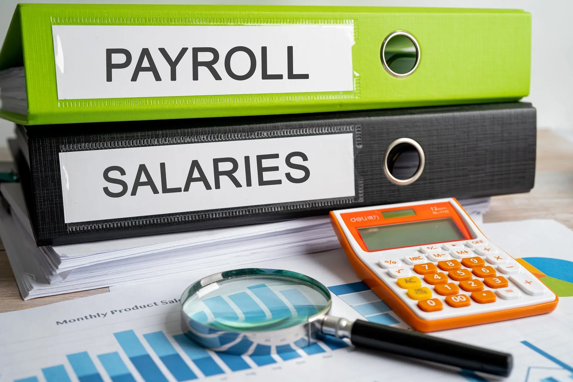 What Are the Benefits of Using Payroll Services?